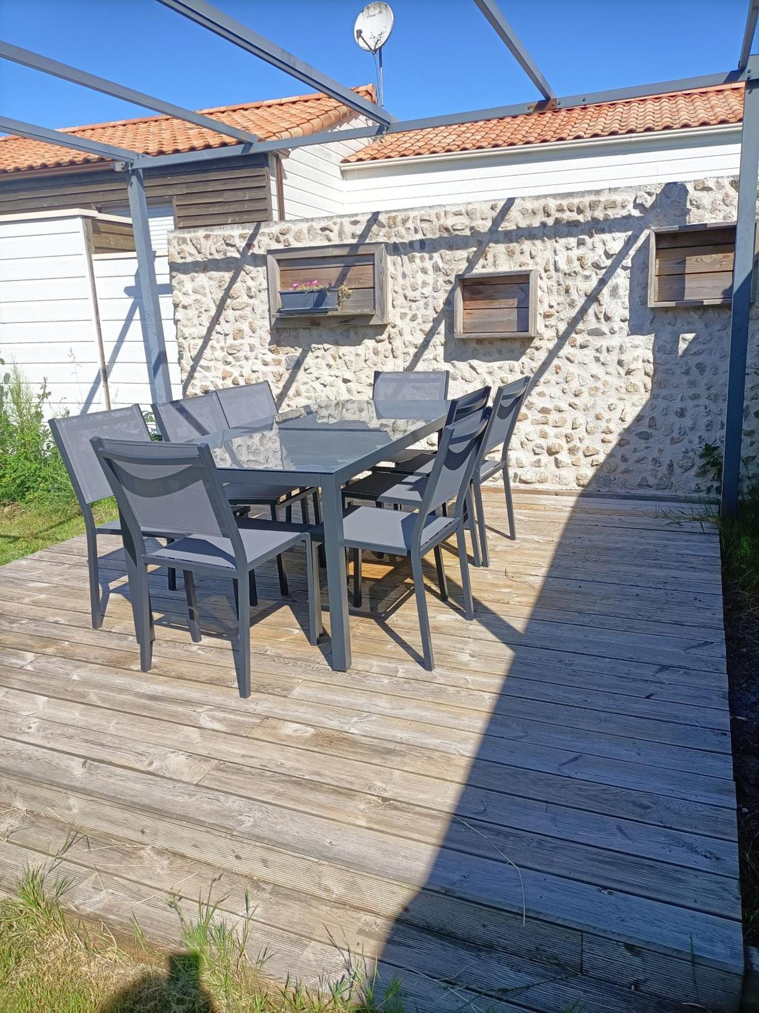 L'Oree Du Bois Saint-Etienne-du-Bois  Luaran gambar